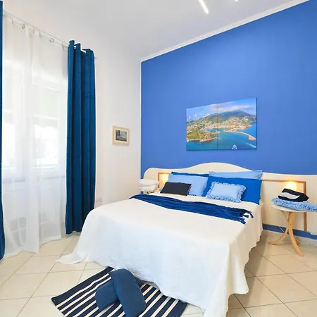Mimosa - A Con Area Esterna Appartamento Ischia
